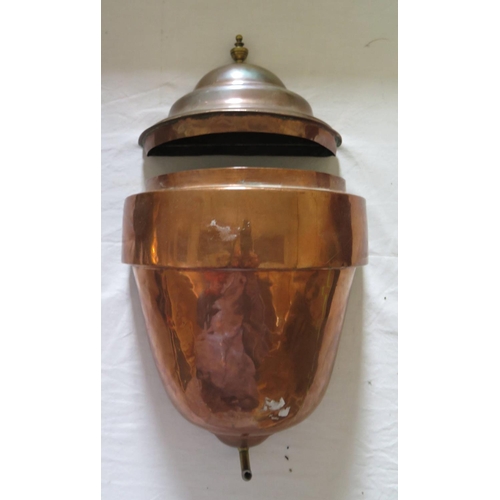 576 - Late 19th Century copper water system with basin