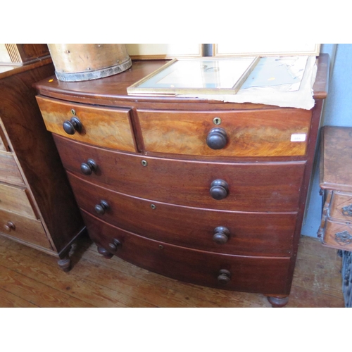 859 - Victorian mahogany bow fronted chest of drawers