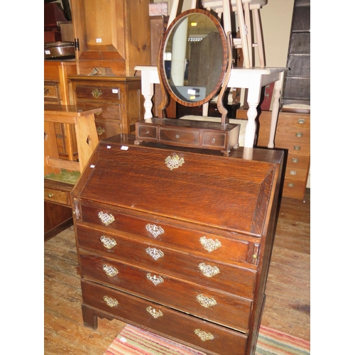 699 - A Georgian Oak Bureau