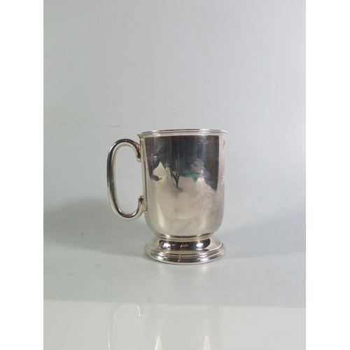 70b - An Elizabeth II Silver Christening Mug, Birmingham 1961, T&S, 133g