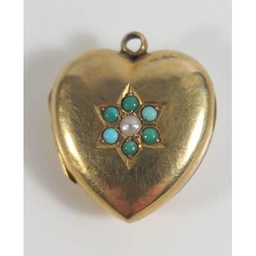 90 - A Precious Yellow Metal Locket set with turquoise and seed pearl, 2.6g