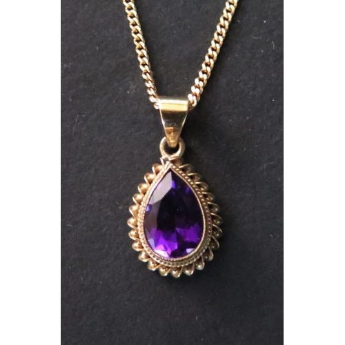 62 - A 9ct Gold and Amethyst Pendant on chain, 3.8g gross