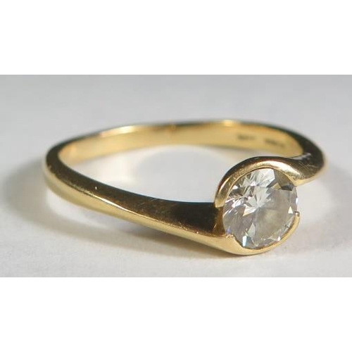 68 - An 18ct Yellow Gold and Diamond Solitaire Ring (EDW .84ct), size T, 4.8g