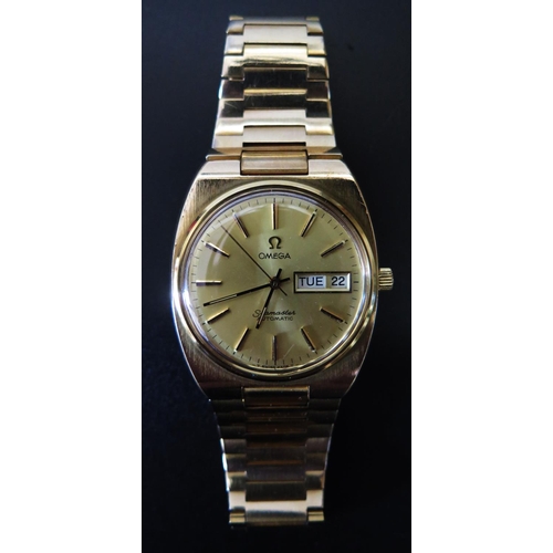 633 - A Gent's Omega Seamaster Automatic Gold Plated Wristwatch with sub seconds and day date, 35mm, runni... 