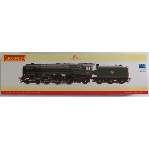 67 - A OO-Gauge Hornby R2564 B.R. 4-6-2 Britannia Class Loco '70052 Firth of Tay', boxed and appears unus... 