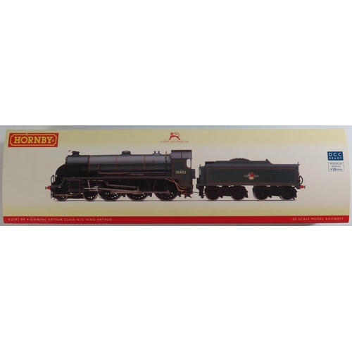 70 - A OO-Gauge Hornby R2583 BR 4-6-0 Class N15 '3053 King Arthur', boxed and appears unused