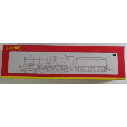 71 - A OO-Gauge Hornby R2455 BR 4-6-0 Castle Class loco '4079 Pendennis Castle', boxed and appears unused