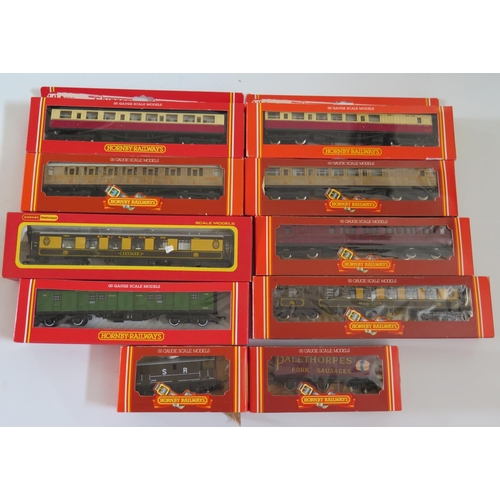 89 - A OO-Gauge Hornby Carriages and Rolling Stock R229, R174, R733, R029, R233, R484, R477, R409, R478 A... 