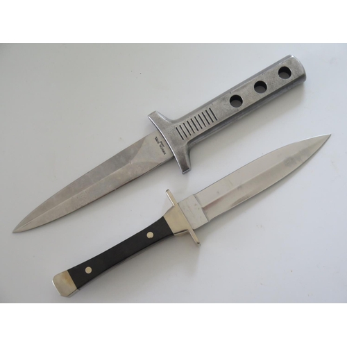 195 - A Parker Smoky Ultra Lite Dagger and Case XX90 Dagger (no sheaths)