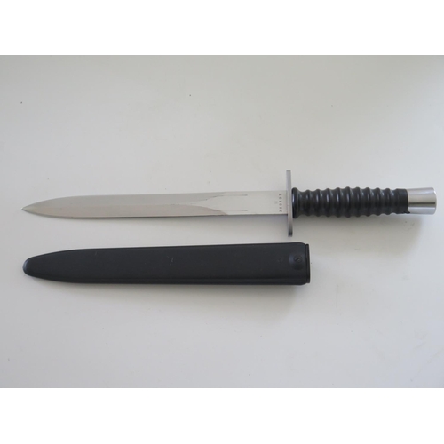 260 - A F&W Dagger 14.5