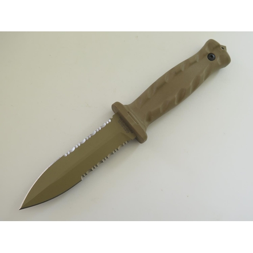 287 - A Gerber De Facto Fixed Blade Knife, GB-30000528