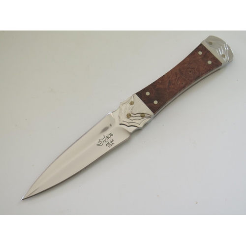 294 - A DISCONTINUED BU-205 Buck Koji Dagger - Maple Burl Handle B205-00-0