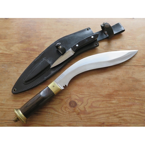 311 - A Modern Kukri, blade stamped Solingen Pakistan, 17.75