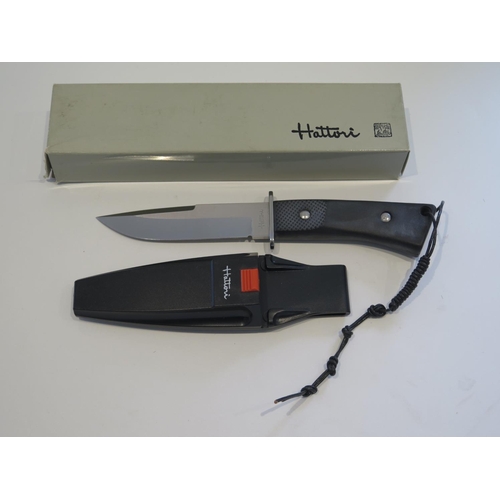 62 - An Hattori Model 469 Parachute Knife