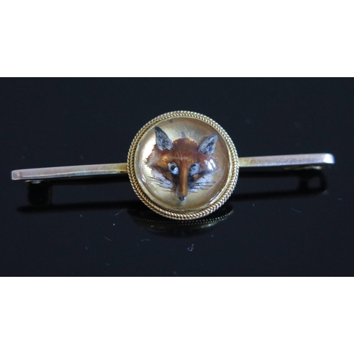 583 - An Essex Crystal Fox Brooch in a 9ct Gold Mount, 4.1g