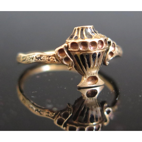 613 - A Georgian Gold Urn Shaped Ring, naming around shank 'ELIZABETH MARIA BUTLER ???? MAY 1775???', area... 