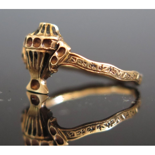 613 - A Georgian Gold Urn Shaped Ring, naming around shank 'ELIZABETH MARIA BUTLER ???? MAY 1775???', area... 