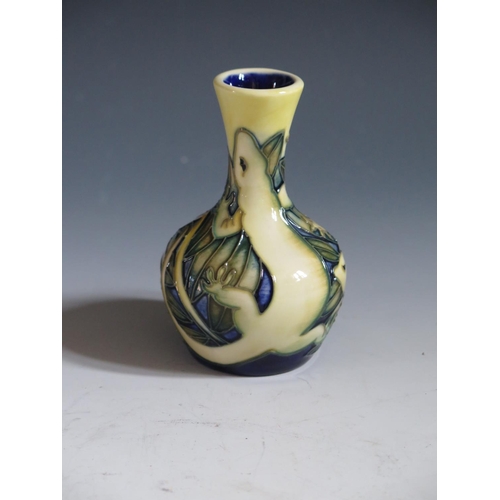 77 - A Modern Moorcroft Cream Salamander Pattern Trial Piece Vase, base marked 26.1.99, 10.5cm