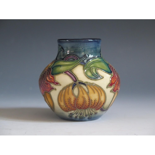 84 - A Modern Moorcroft Anna Lily Patern Vase, base marked 98, boxed