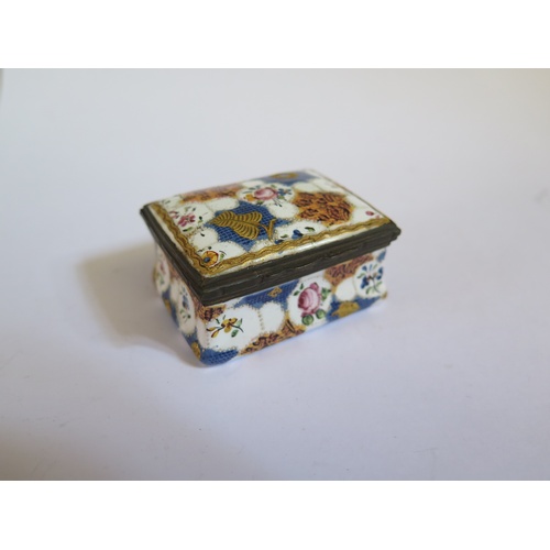 276 - An 18th Century Enamel Hinged Box, hairline to base, 5.5cm long