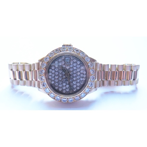 647C - A Ladies Rolex 18ct Gold Datejust Wristwatch with bezel and dial, 2030 movement no. 798255, case bac... 