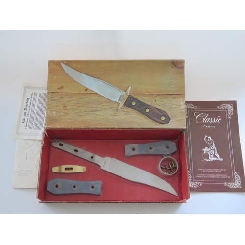 712 - A Classic Arms Ltd. Coffin Bowie Knife type 5K, sealed box kit, A Columbia River Alaska Carcajou Hun... 