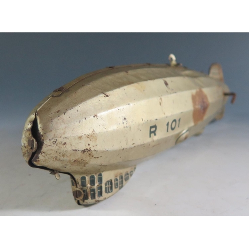 147 - A Scarce German Tippco Tipp & Co Clockwork Airship Zeppelin 