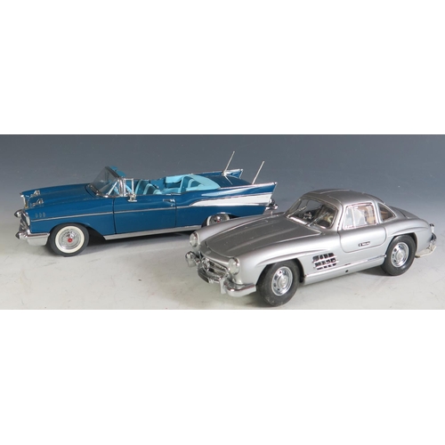 208 - Two 1:24 Scale Models, Franklin Mint 1954 Mercedes - Benz 300SL, Danbury Mint 1957 Chevrolet Bel Air... 