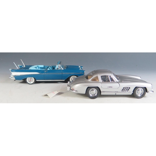 208 - Two 1:24 Scale Models, Franklin Mint 1954 Mercedes - Benz 300SL, Danbury Mint 1957 Chevrolet Bel Air... 