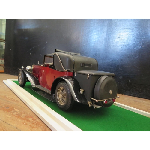 213 - A Pocher 1:8 Scale Rolls-Royce Phantom II Sedanca Coupe' 1932 in Maroon and Black. Appears Complete ... 