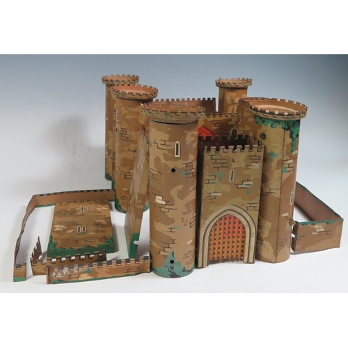 255 - A 1930's Tinplate Ubuilda Castle. Appears Complete.