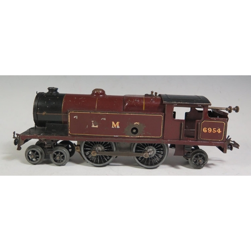 264 - A Hornby O Gauge Clockwork No. 2 Special Locomotive  in Maroon 