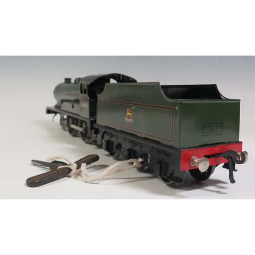 265 - A Bassett Lowke O Gauge Clockwork 4-4-0 Steam Locomotive 