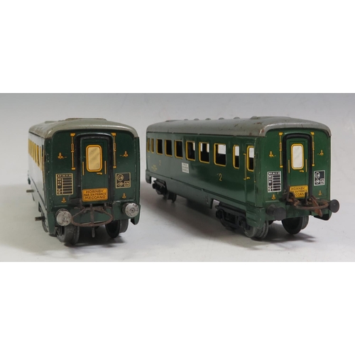 267 - A Pair of Tinplate Hornby O Gauge SNCF 