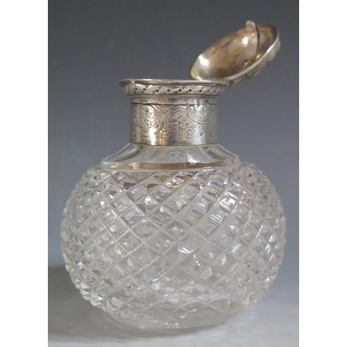 379 - A Victorian Silver Top Scent Bottle, London 1881, 11.5cm high