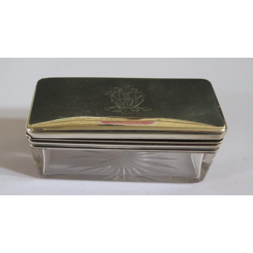 383 - A Victorian London Silver Top Dressing Table Pot with hinged top, 9x4cm