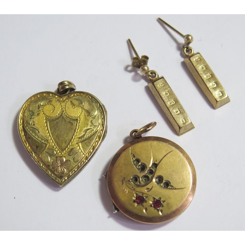 465 - A Pair of 9ct Gold Ingot Pendant Earrings 1.7g and two lockets