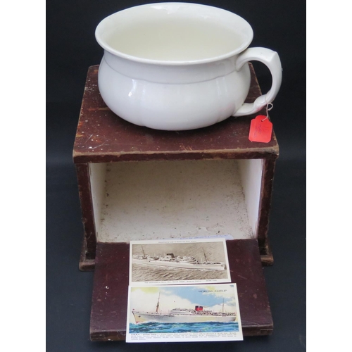 100 - A Union Castle STIRLING CASTLE Chamber Pot in wooden container