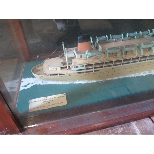 55 - SOUTHERN CROSS 1955 _ Proposed Ship's Model for Twin Screw Steamship for Shaw, Savill & Albion Co. L... 