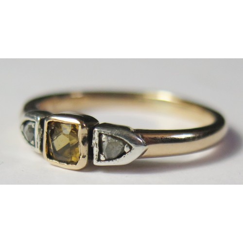 498 - An Antique Rose Cut Diamond and Citrine Ring, size K.5, 2.8g