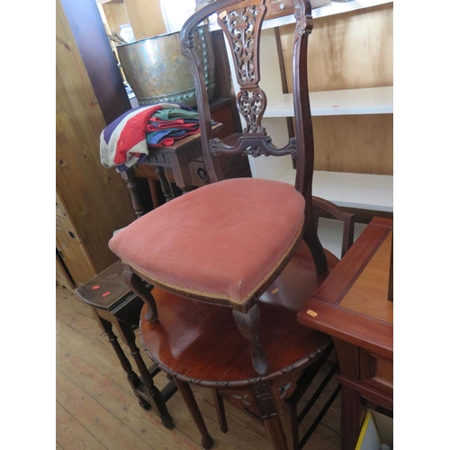 1071 - Mahogany Occasional Table and two chairs