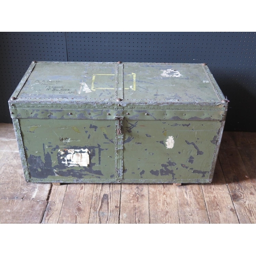 1082 - A Steamer Trunk