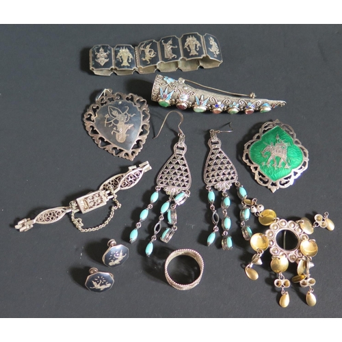 176 - A Selection of SIAM and other Silver Jewellery, 111g