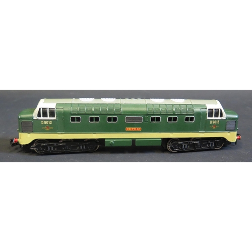 256 - A Hornby Dublo OO Gauge Deltic Type Class 55 Diesel Locomotive 