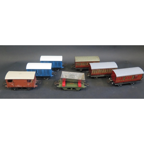 267 - Seven Hornby O Gauge Tinplate Passenger Cars and Rolling Stock.