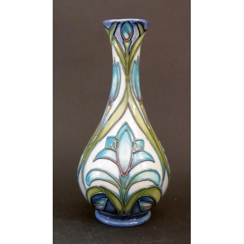 121 - A Modern Moorcroft Trial Floral Decorated Vase 15.6.00, 16.5cm, boxed