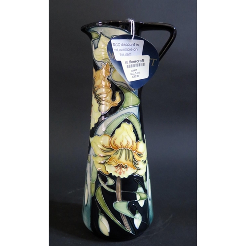 23 - A Modern Moorcroft Limited Edition Narcissi Decorated Jug by Rachel Bishop 2003, 172/250, 24cm, boxe... 