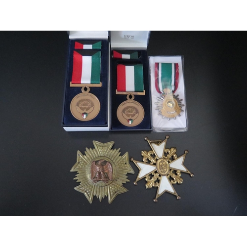 776A - Three Kuwaiti Medals and two French medallions