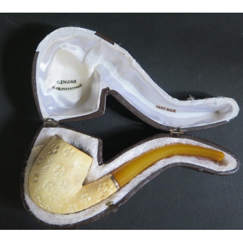 1213 - A Cased Modern Meerschaum Pipe, 14.5cm