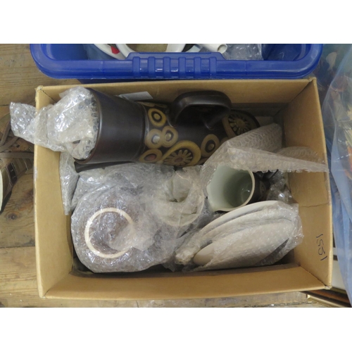 1551 - A Box of Oddments including a jelly mould, stoneware teapot, Denby coffee ware, and copper ware etc.